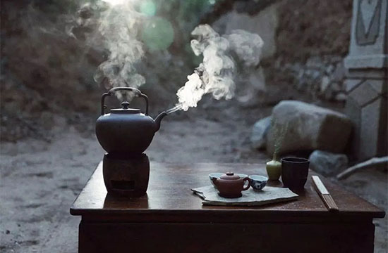 圍爐煮茶|適合煮著喝的茶有哪些？[精制鋼圍爐|炭火爐|圍爐茶桌]